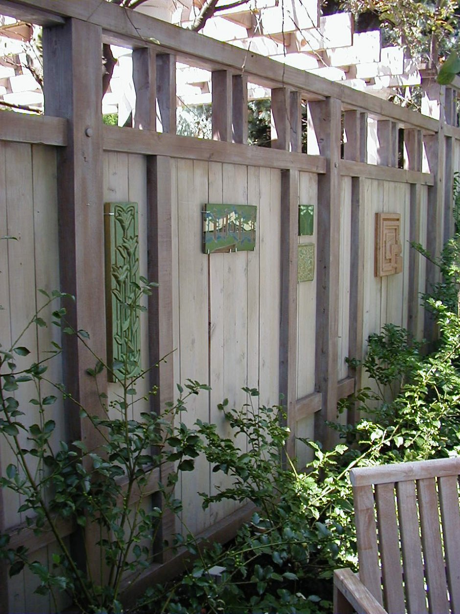 Wood Fence with Half Trellis